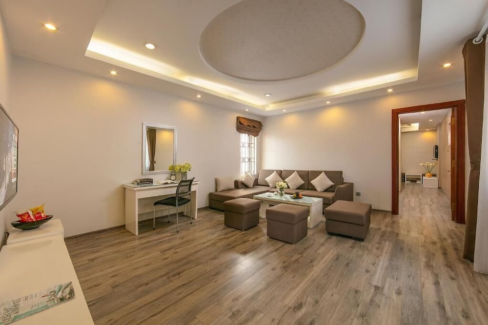 Emerald Hotel Hanoi 53/72