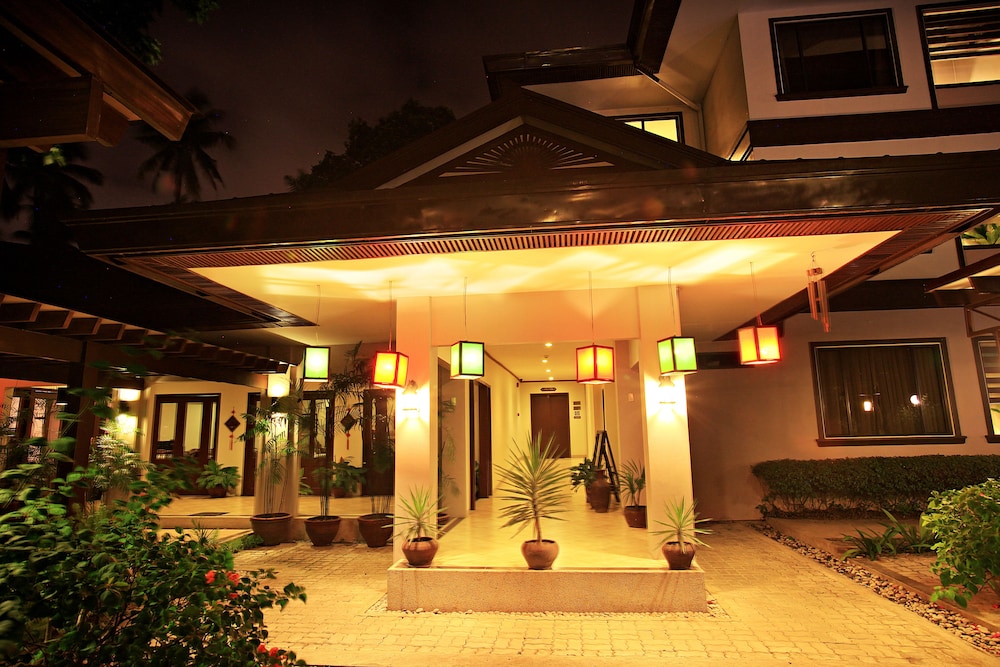 Hotel Tropika 13/49