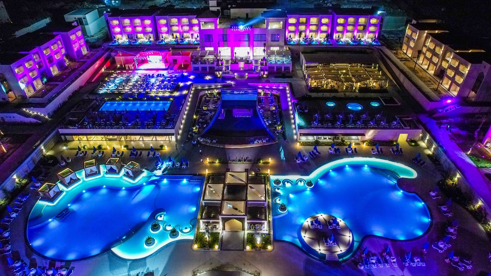 Cleopatra Luxury Resort Sharm Adults Only +16 46/58