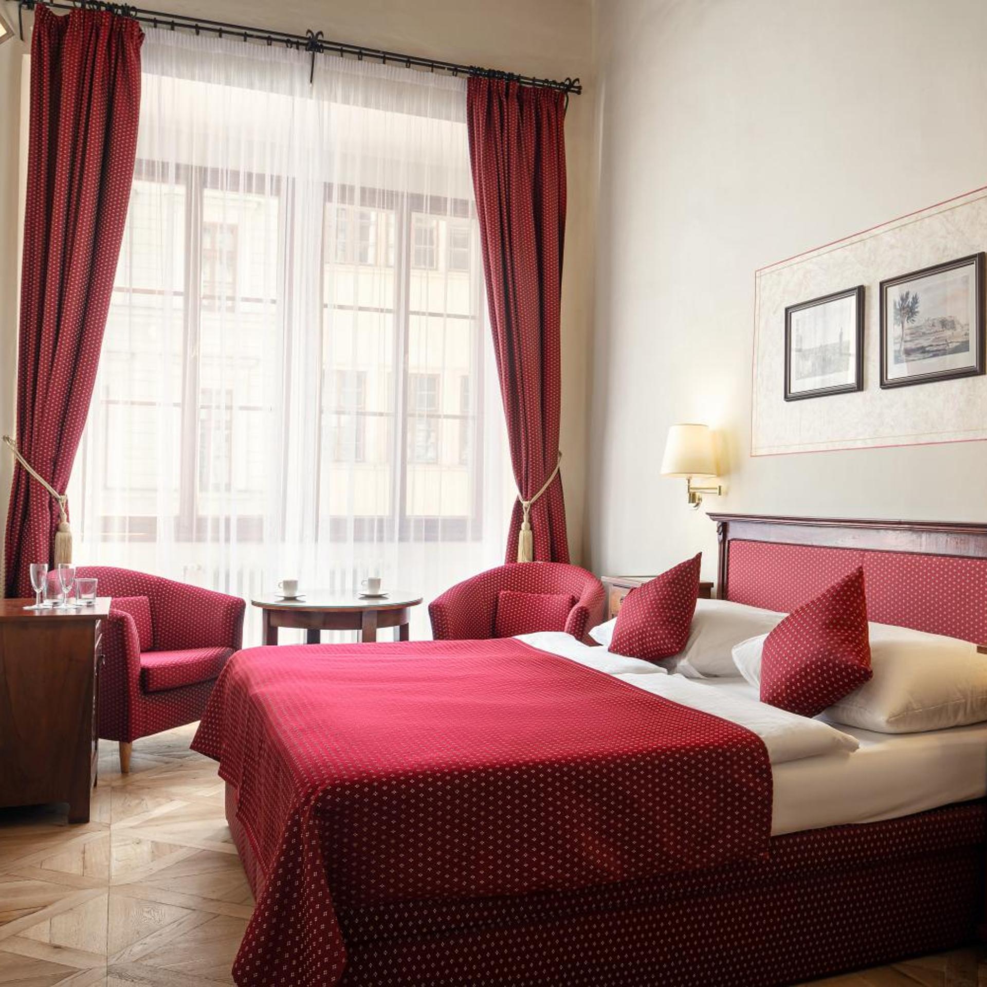 غرفة بسرير مزدوج أو سريرين منفصلين، The Charles Hotel 2/6