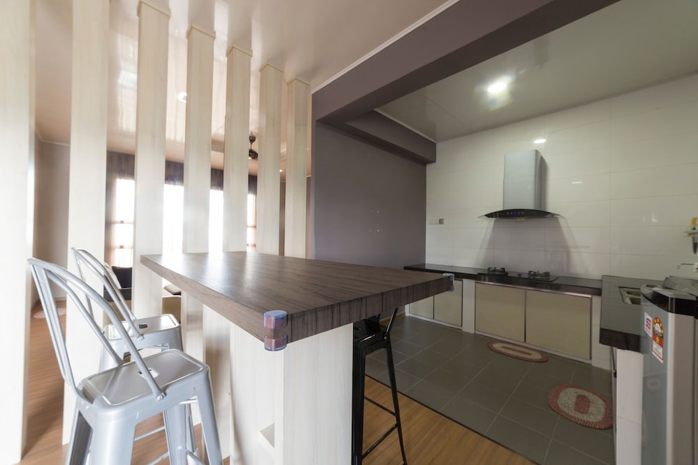 Kokol Heights Villa 13/33