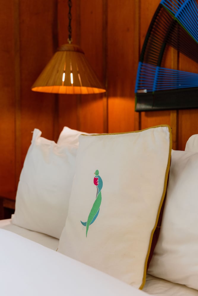 Trogon Lodge 16/46