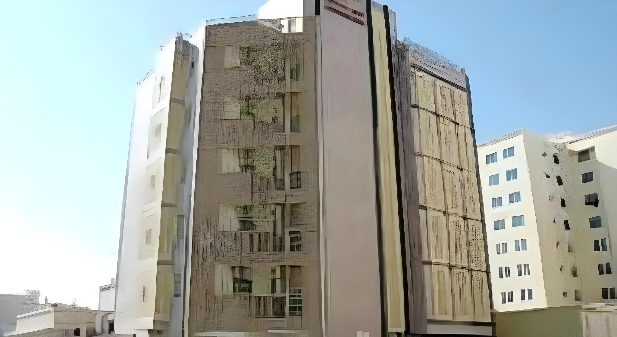 Sovereign Hotel 5/39