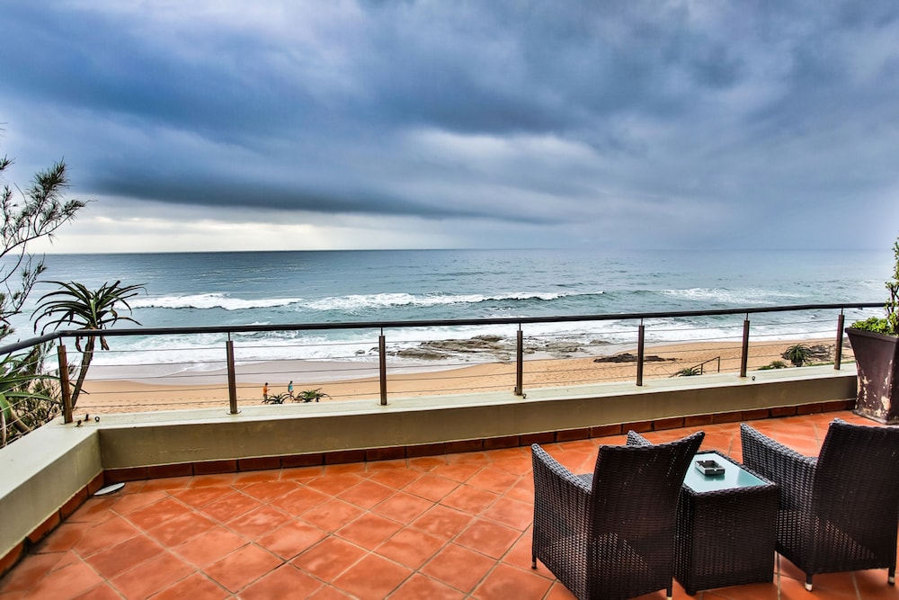 Canelands Beach Club 40/50