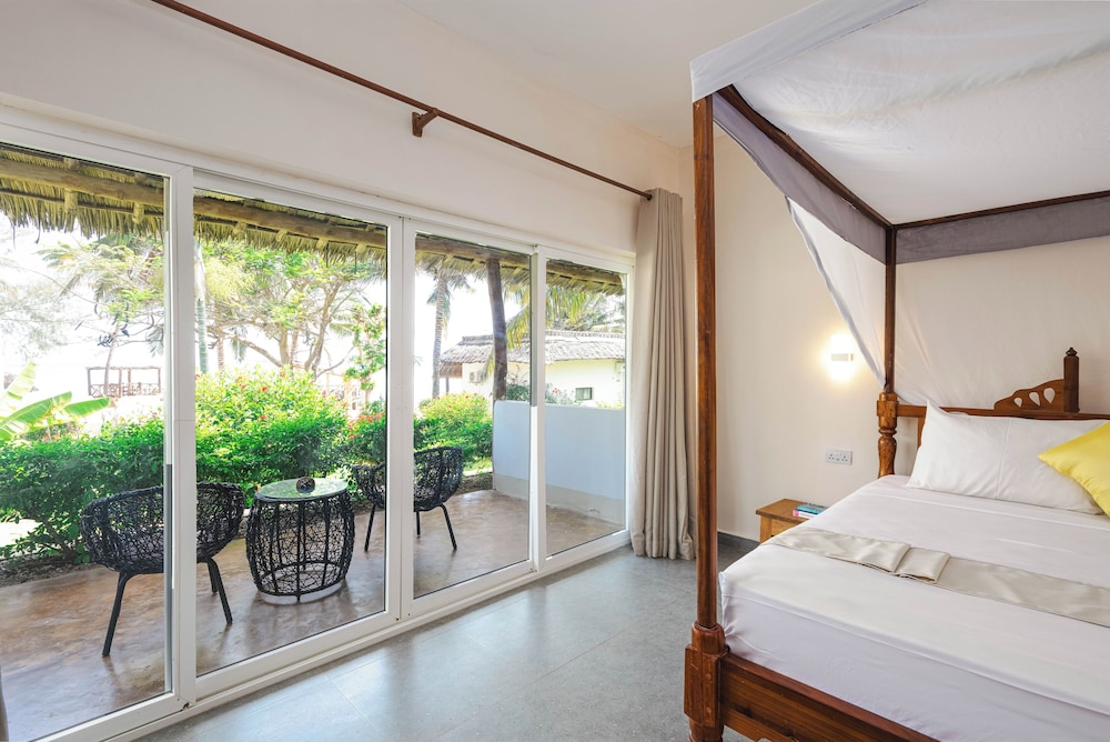 DELUXE, MULTIPLE BEDS, SEA VIEW
