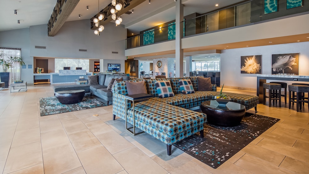 Executive Inn And Suites 28/51