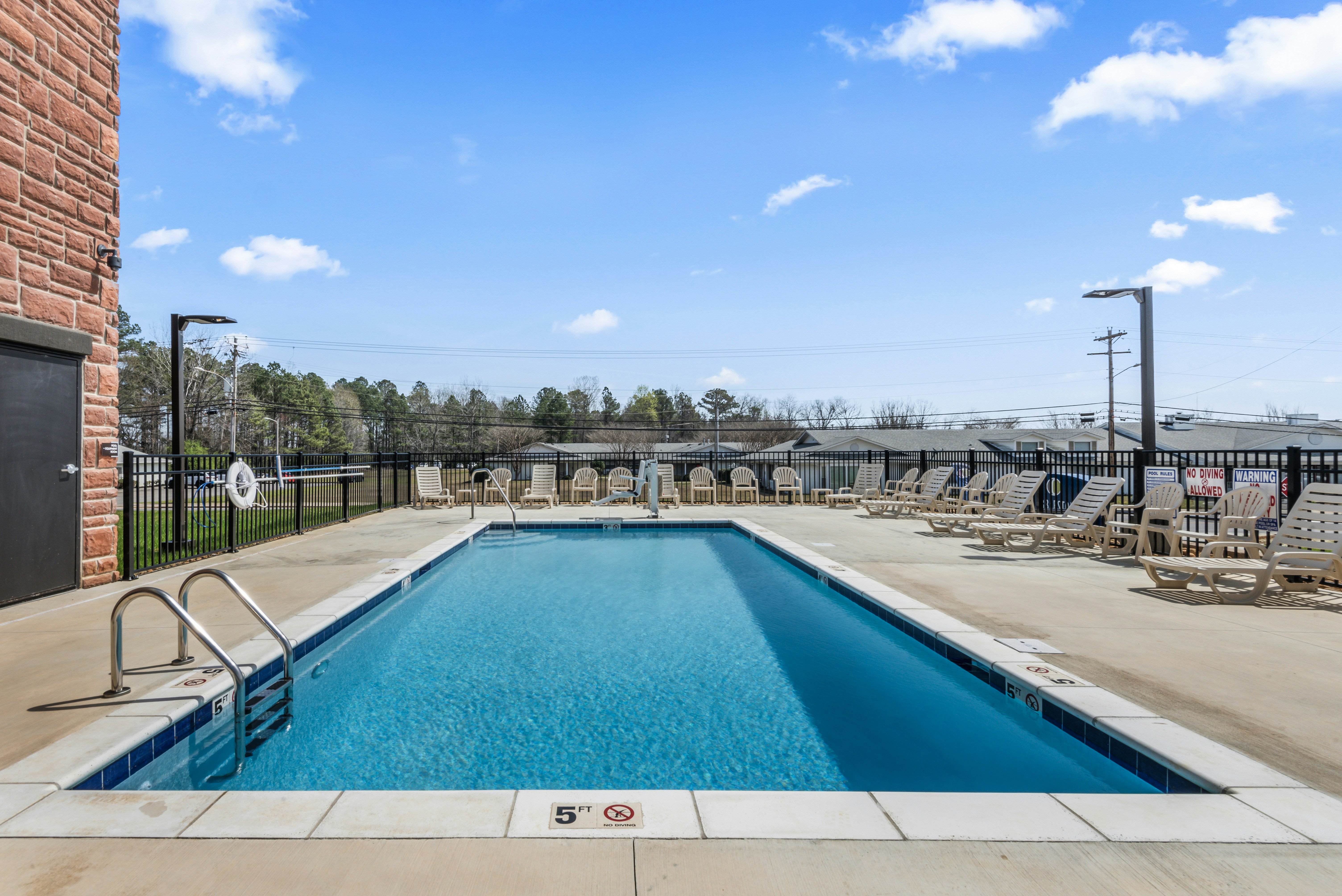 Cobblestone Hotel & Suites - Cullman 32/34