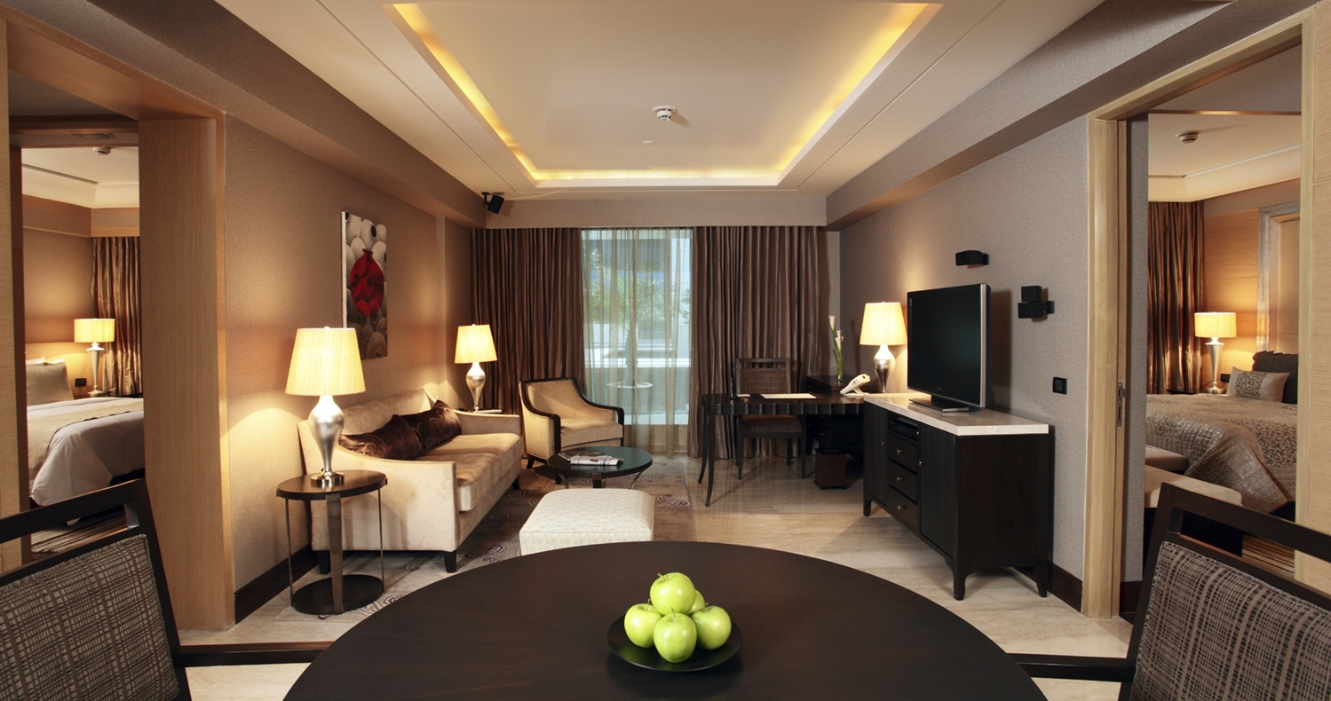 The Leela Ambience Gurugram Hotel And Residences 55/80