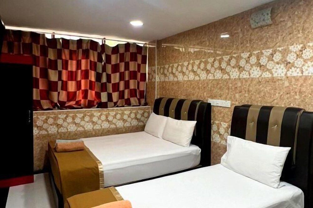 Ark Taman Melawati Hotel 10/32