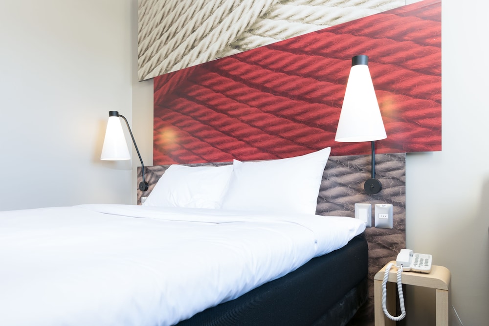 Ibis Iquique 25/45