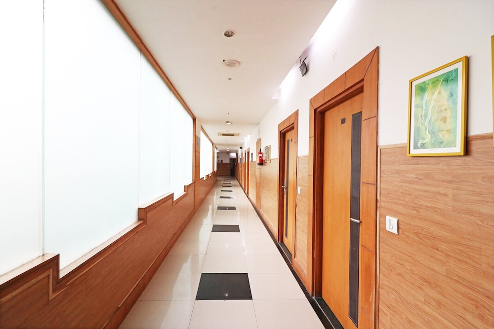 Oyo 421 One Hotel 35/44