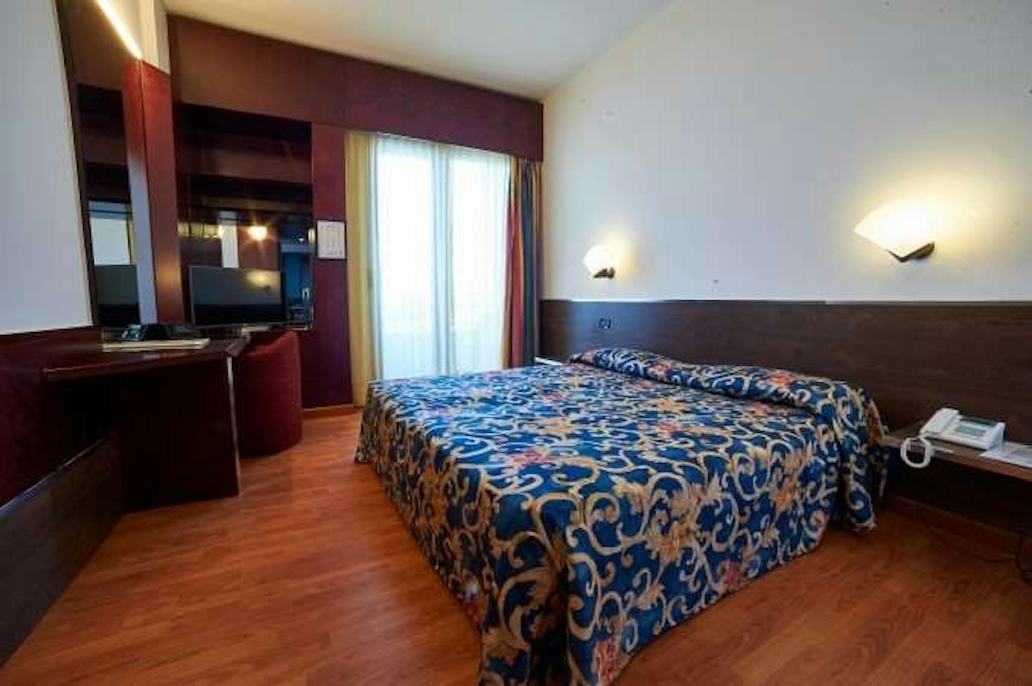 Hotel Concorde 16/48