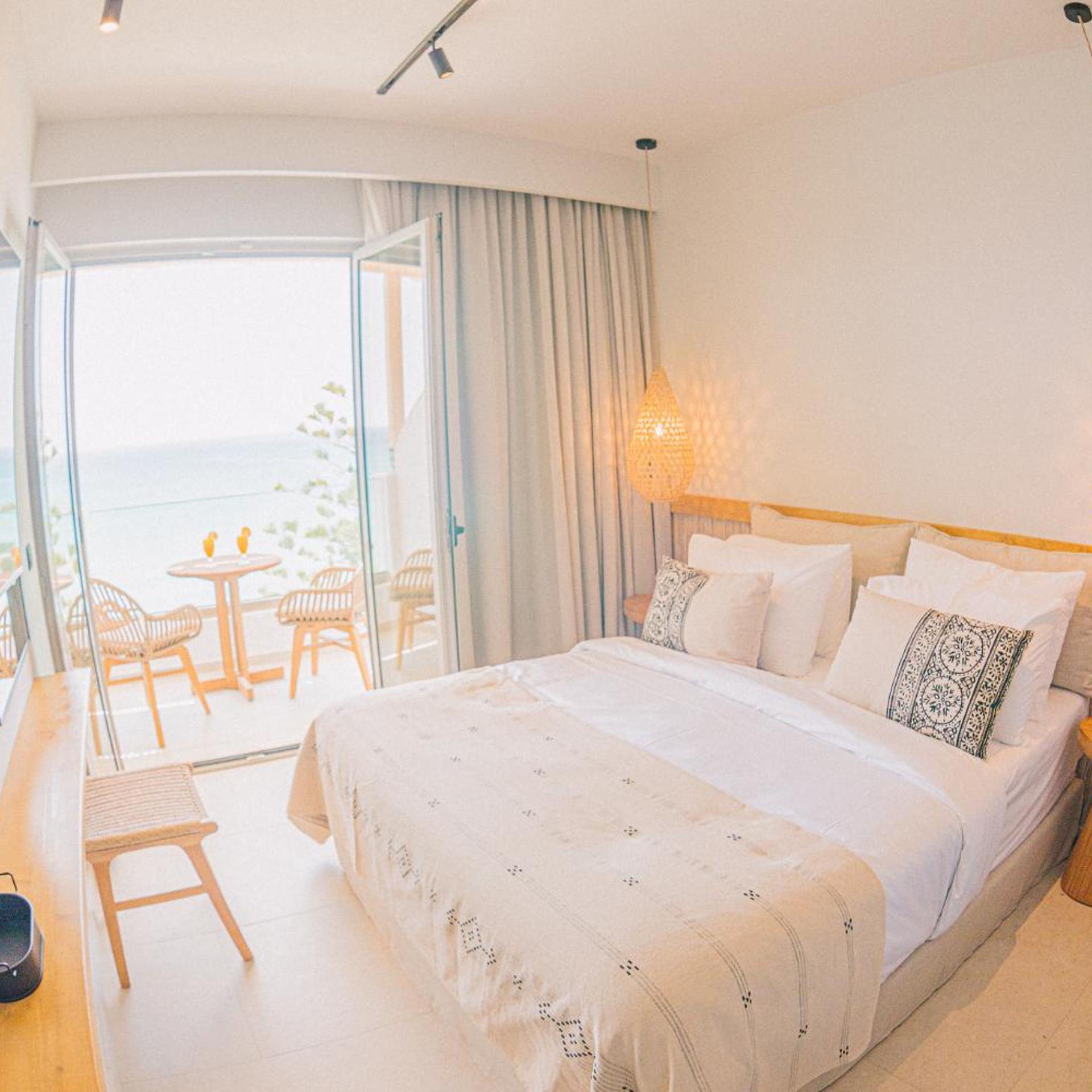 Artemis Hotel 10/52