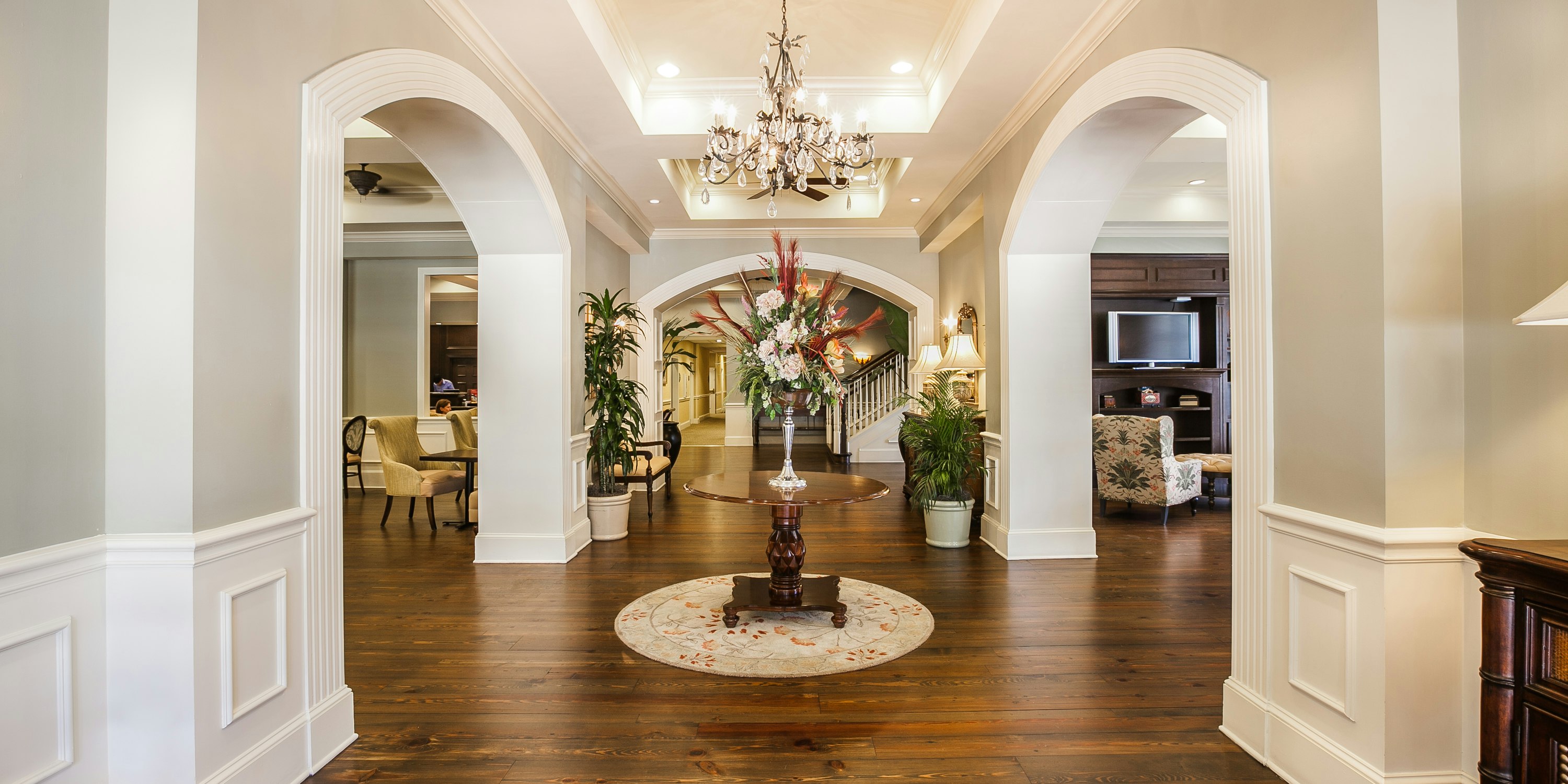 Hampton Inn and Suites Savannah Historic District 12/77