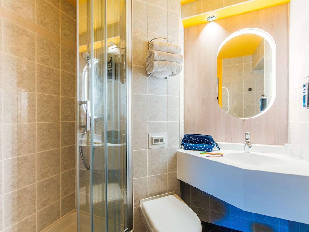 IBIS STYLES ANTIBES 11/71
