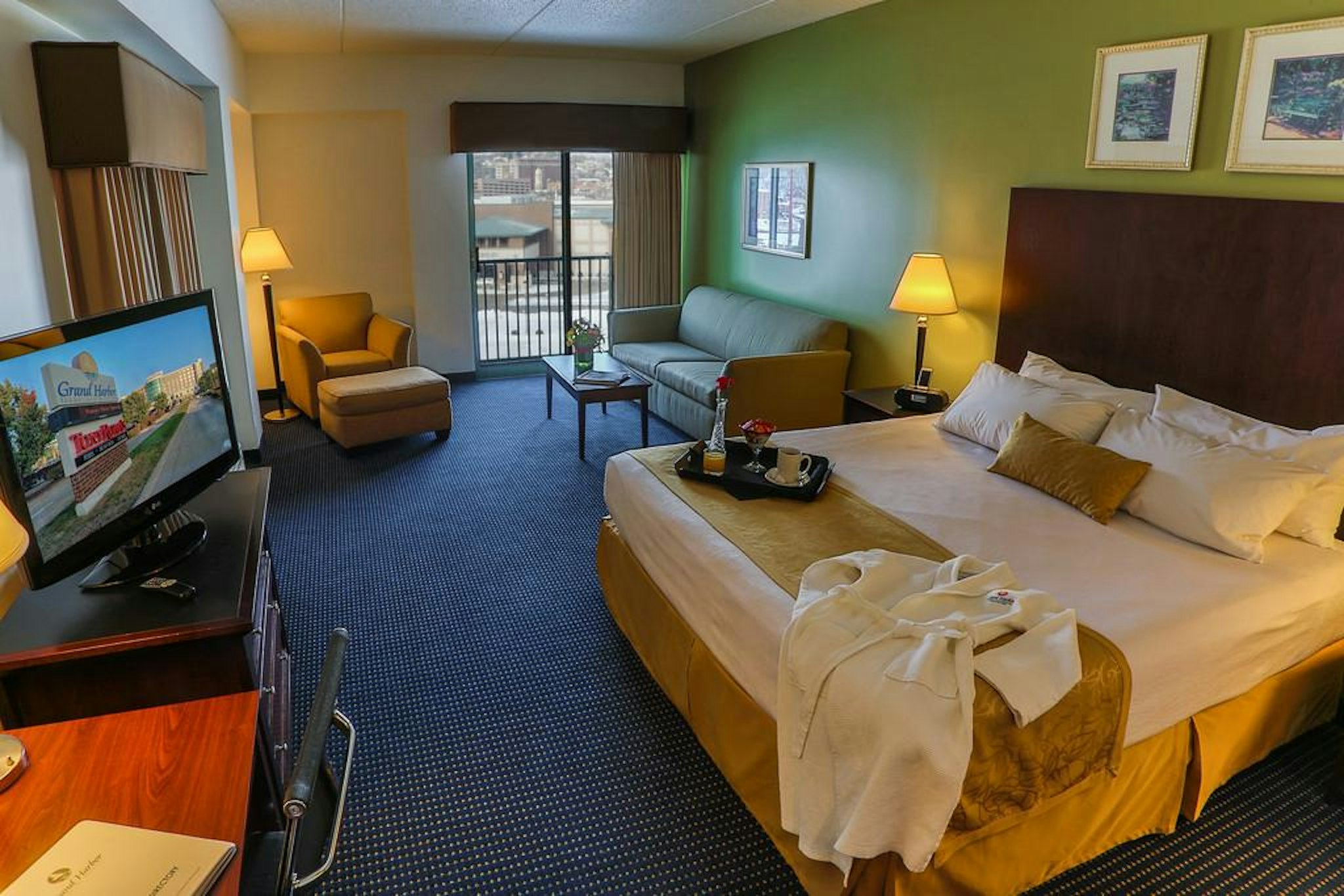 Junior Suite, King Bed
