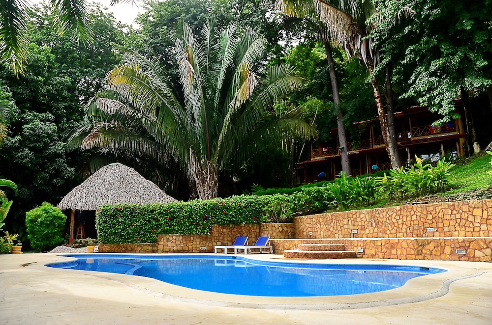 Esencia Hotel And Villas 46/65