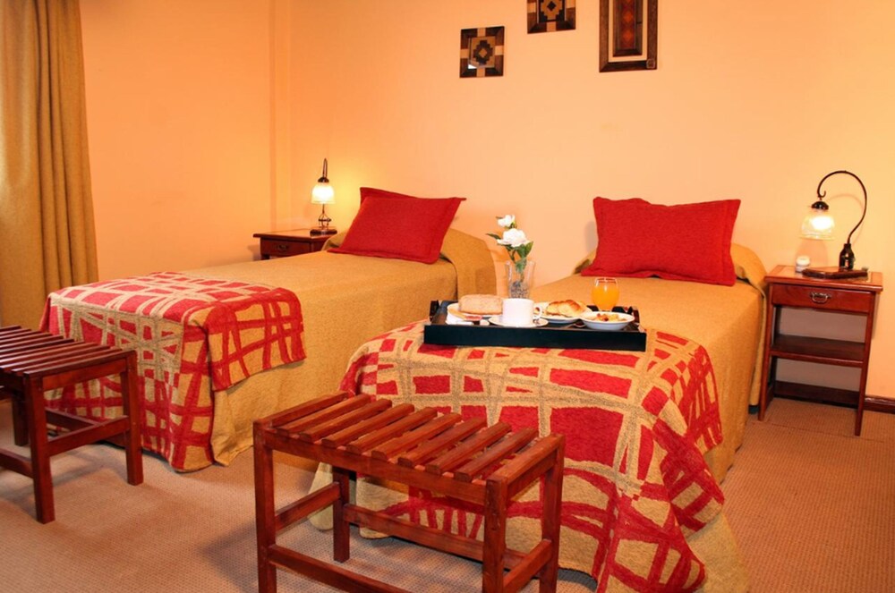 HOSTERIA POSTA SUR. 17/24