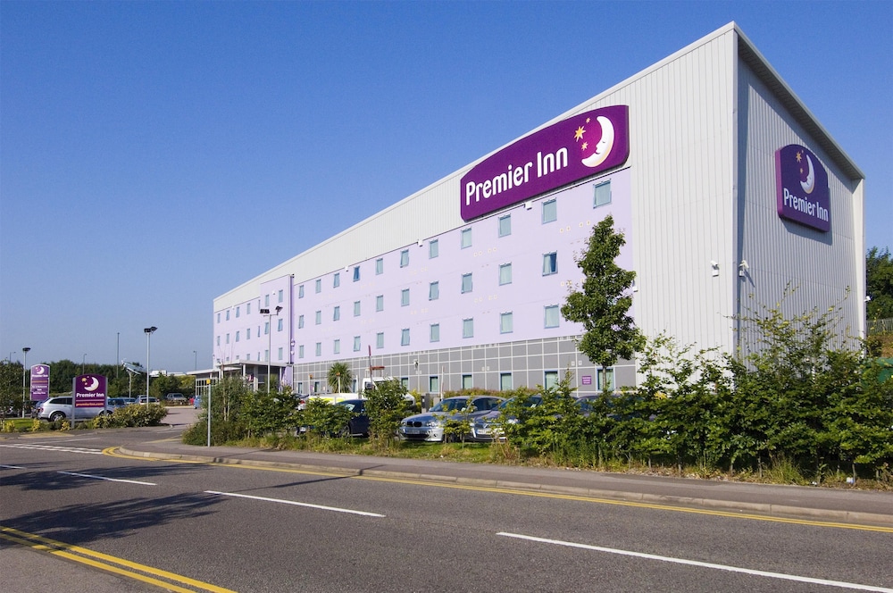Premier Inn Southampton Airport 30/34