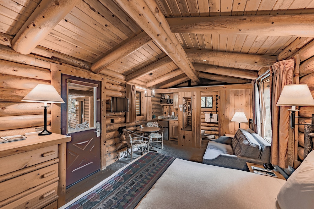 Cowboy Village Resort 31/69