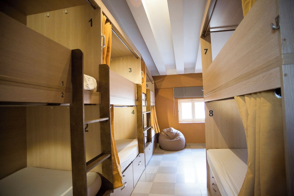 The River Hostel 16/49