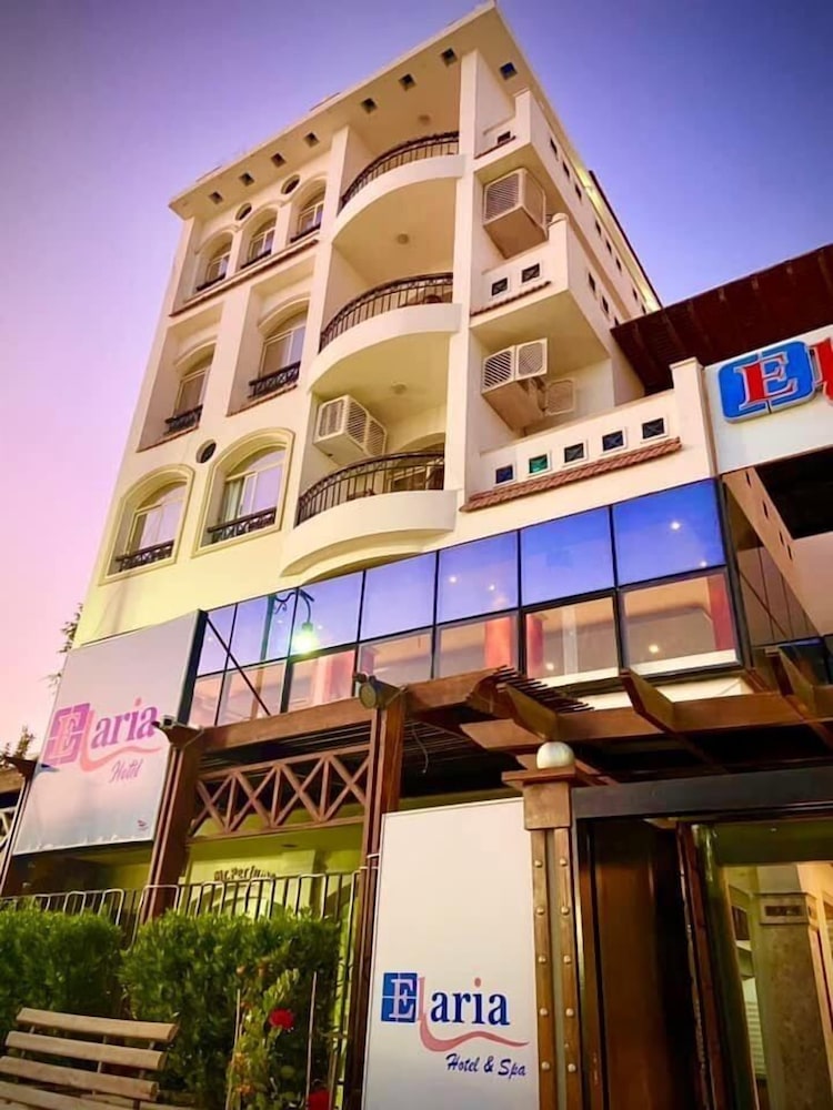 Elaria Hotel 2/68