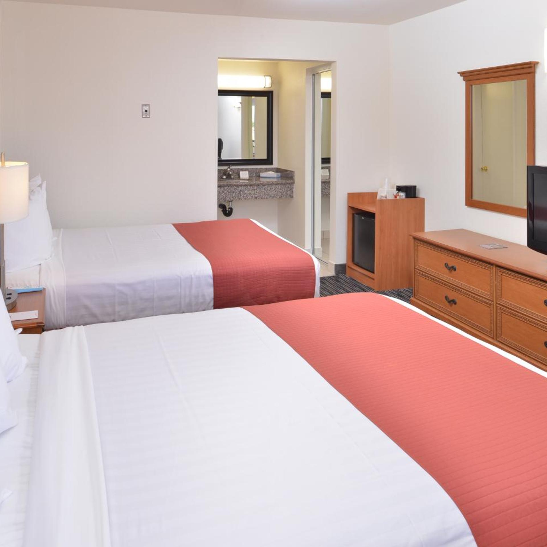 Room, 2 Queen Beds