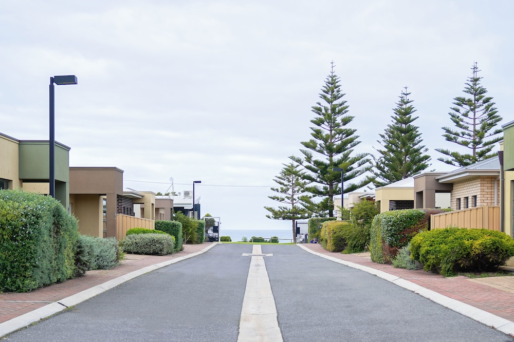 Villas on the Bay Kingscote 31/44