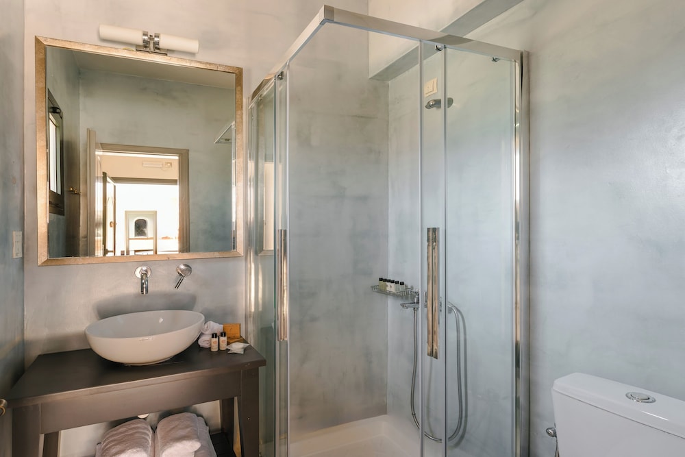 Thalassa Boutique Hotel 75/77