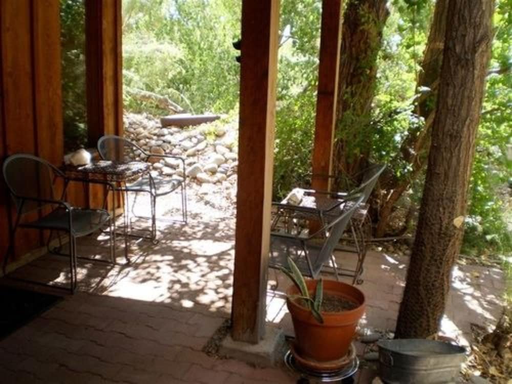 Silver River Adobe Inn 17/22