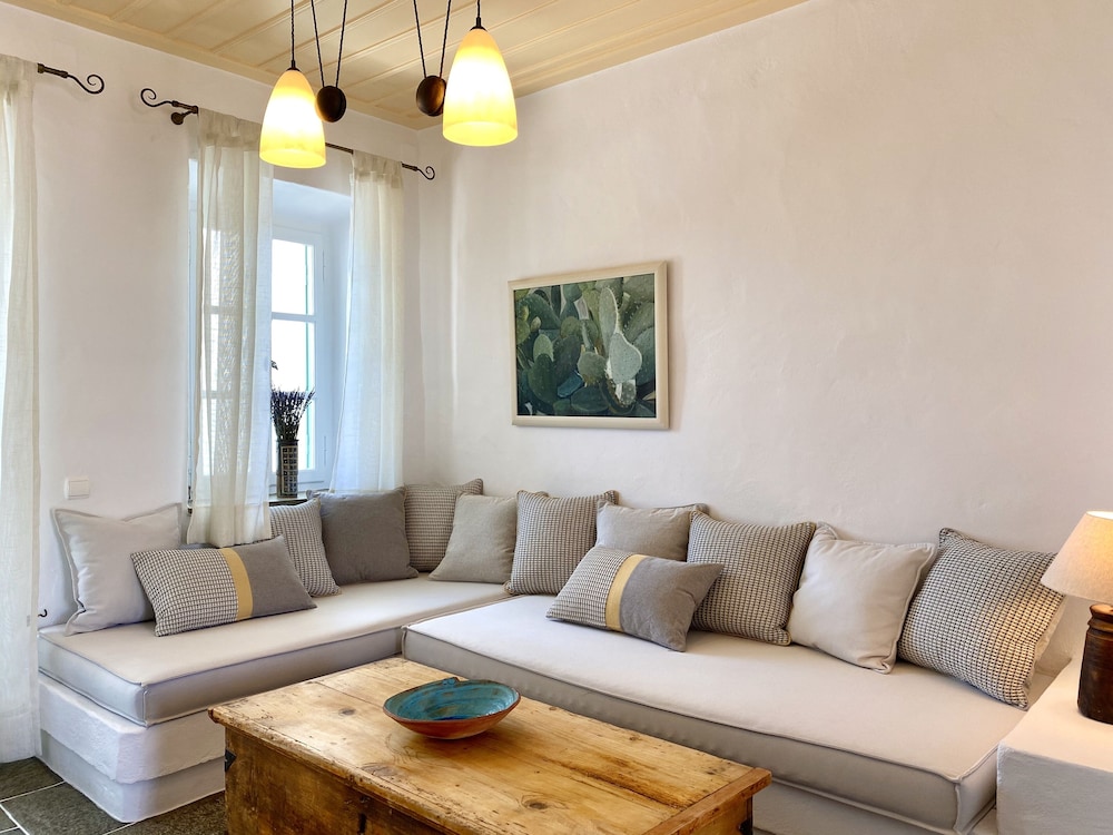 Niriedes Hotel 29/72