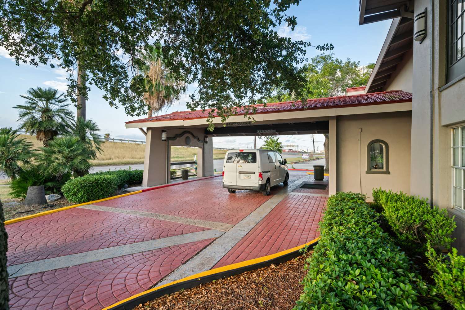 La Quinta Inn Corpus Christi North 69/71