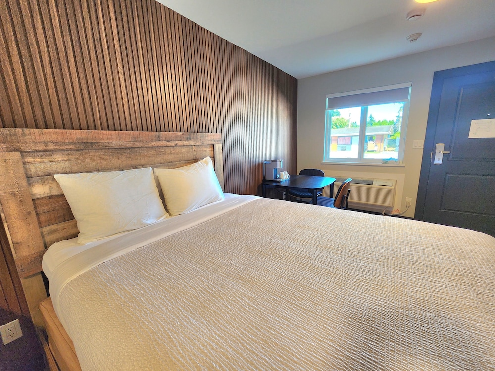 Alpine Inn Abbotsford 8/50