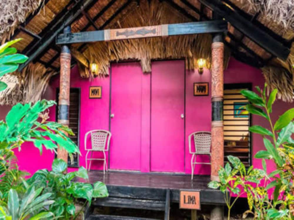Mango Bay Resort in NAMATAKULA