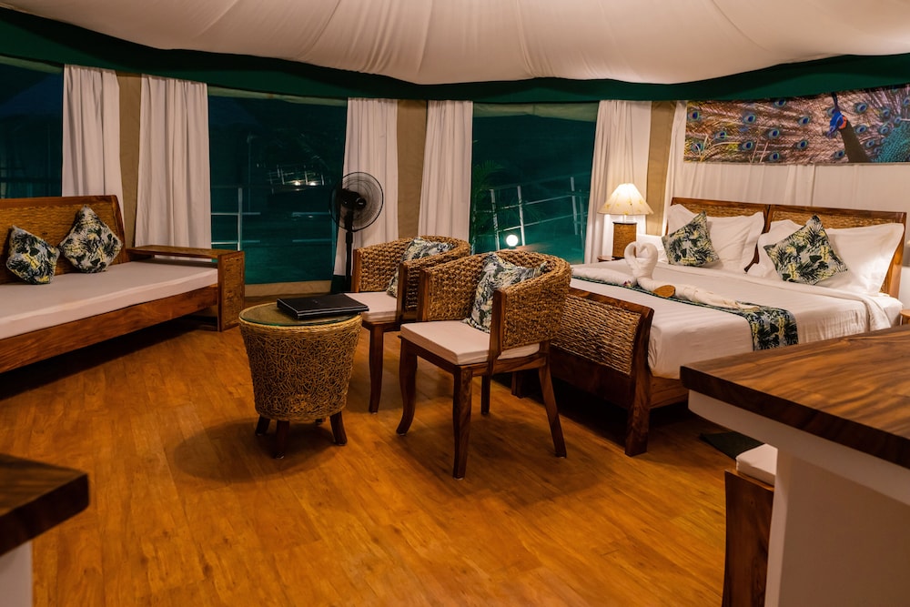 4 Rivers Floating Lodge 13/50