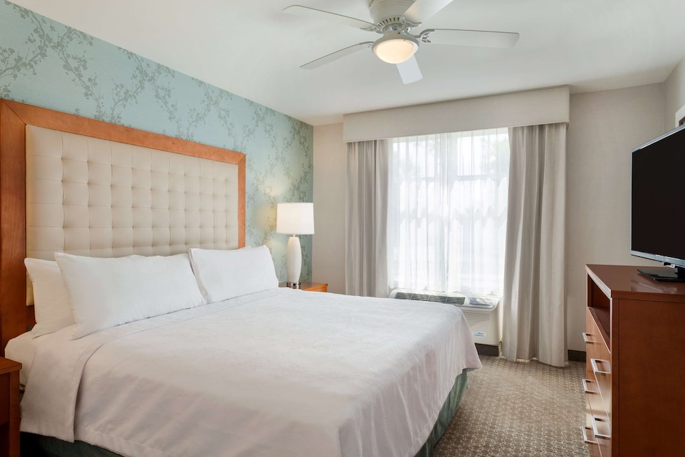 Homewood Suites By Hilton Gateway Hills Nashua 8/42