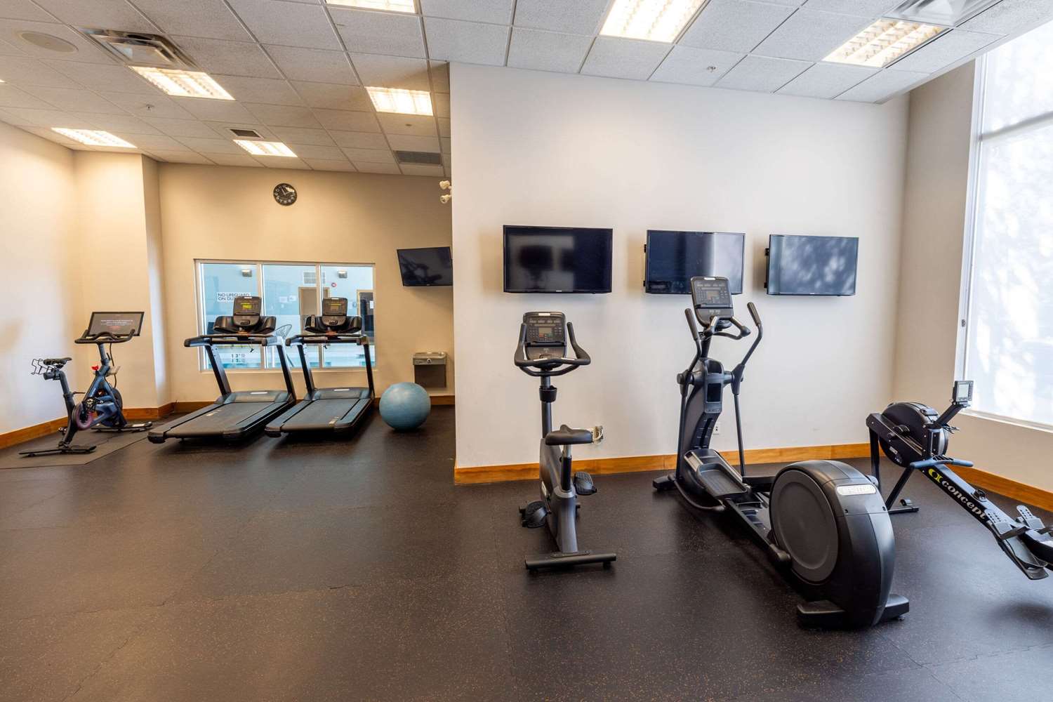 Radisson Hotel & Conference Centre Calgary Airport 47/78