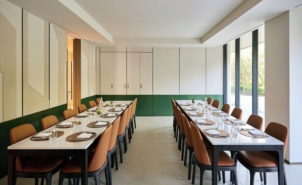 Grand Josun Hill Suite 40/60