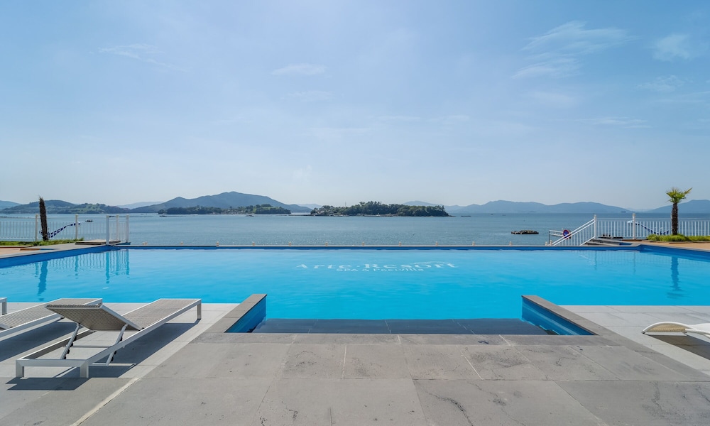 Arte Resort 47/50