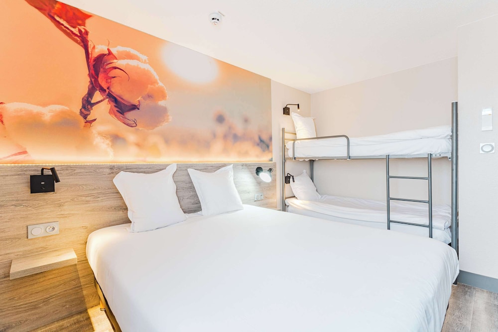 Kyriad Direct Tours Sud Chambray Les Tours 18/58