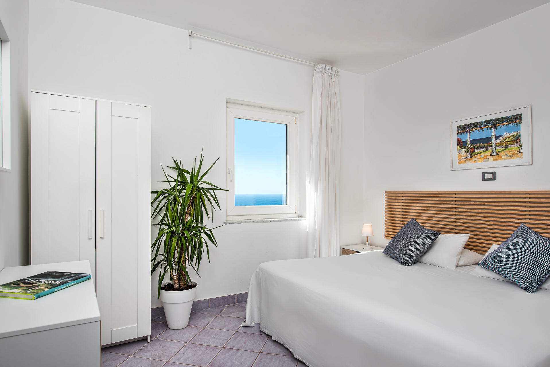 2 Bedrooms, Apartment