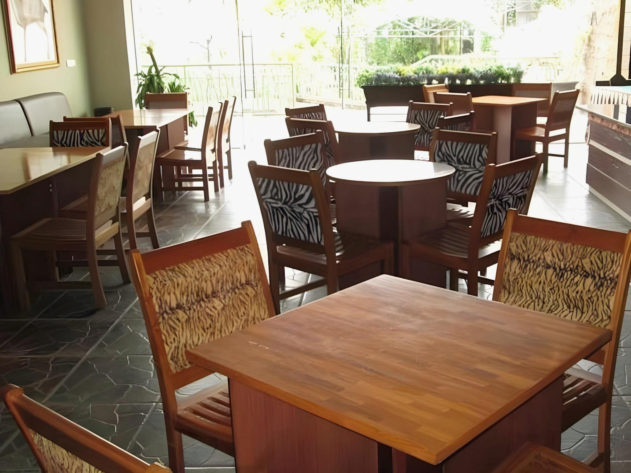 Pohon Inn Hotel 13/24