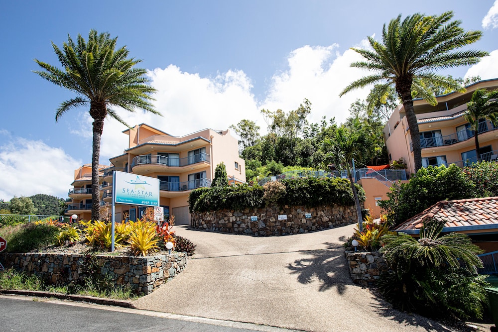 Seastar Apartments 41/50