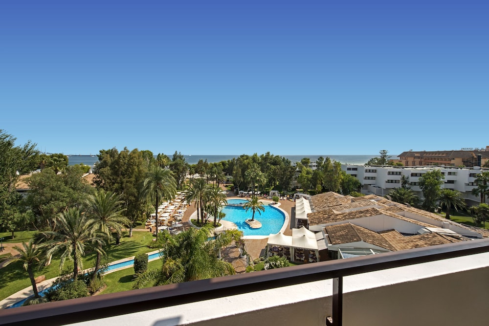 Iberostar Waves Ciudad Blanca 43/49