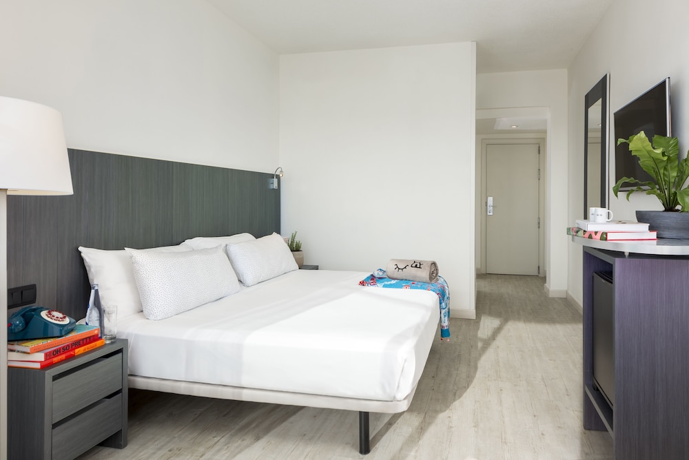 Innside Ibiza 18/64