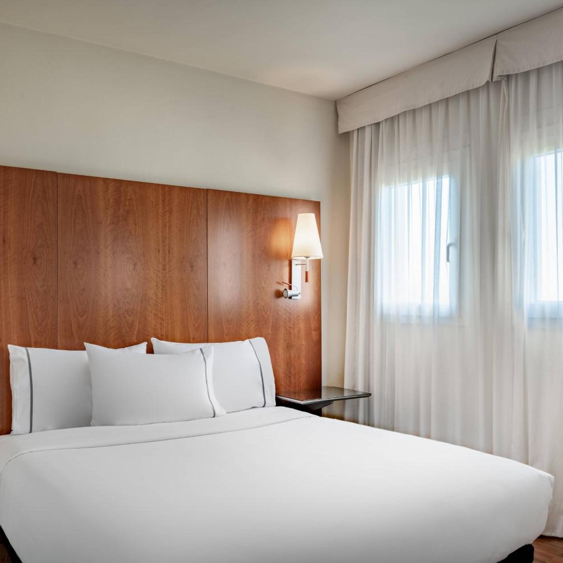 Guest Room, Superior, King Bed, Sea View