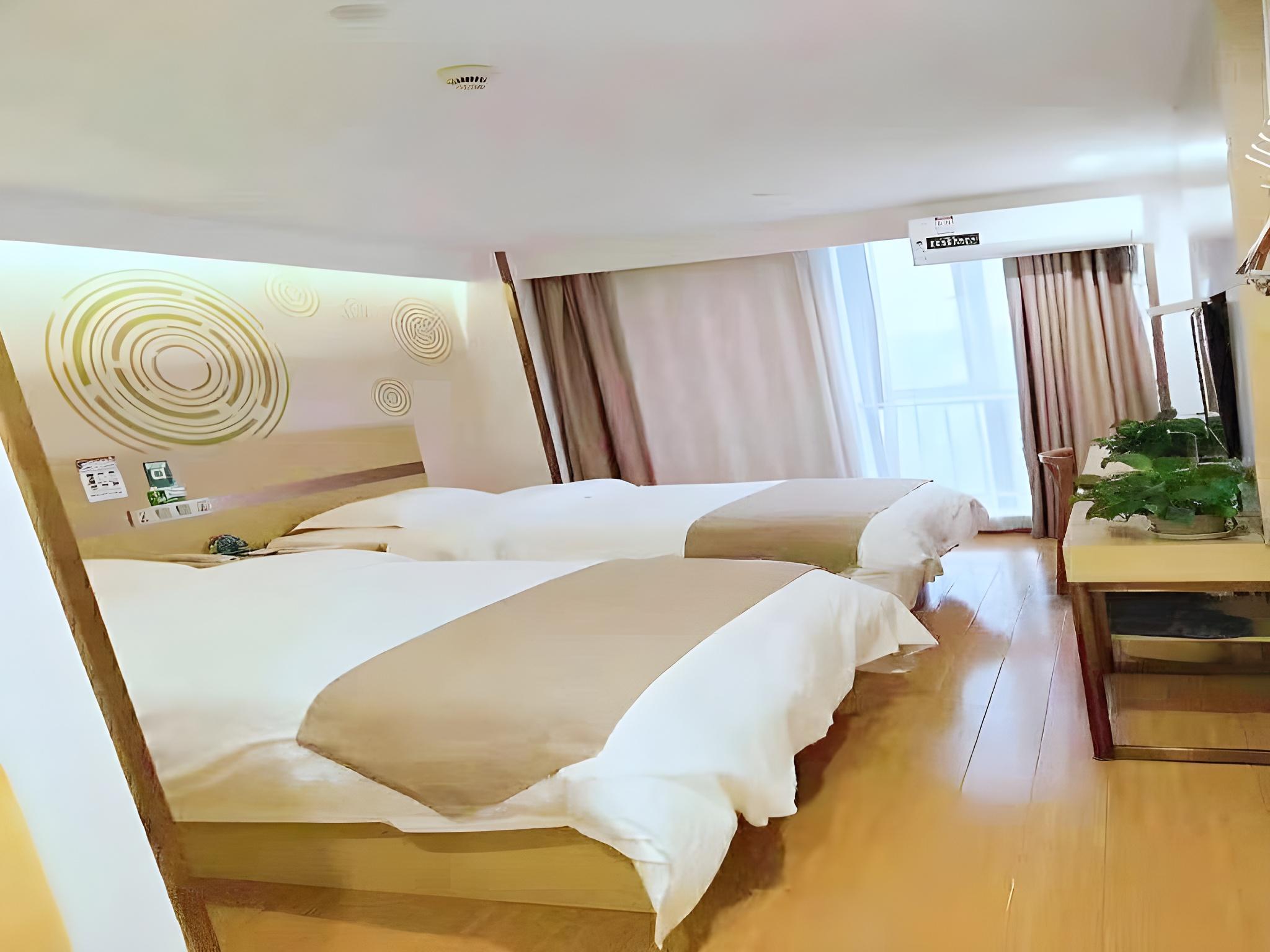 BUSINESS, TWIN BEDS