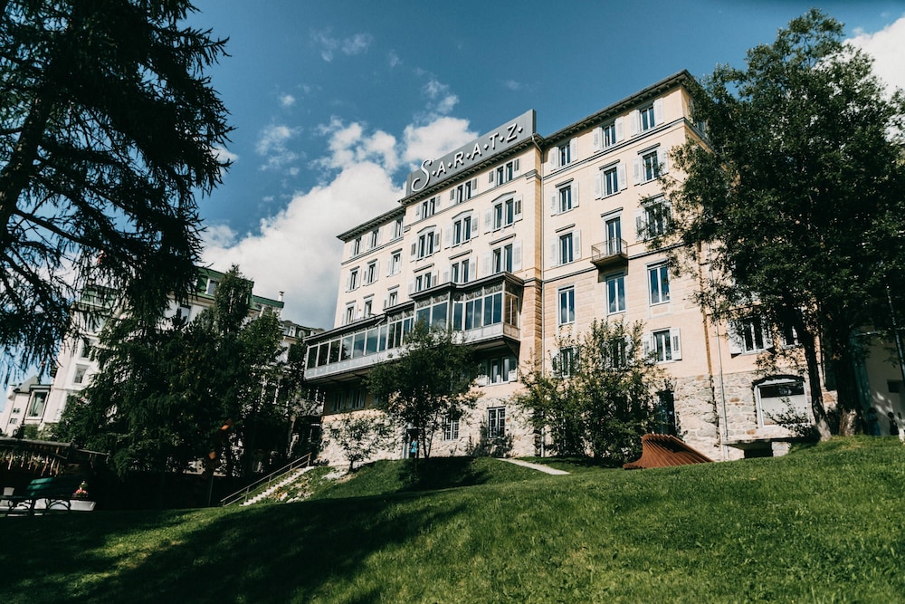 Hotel Saratz 2/37