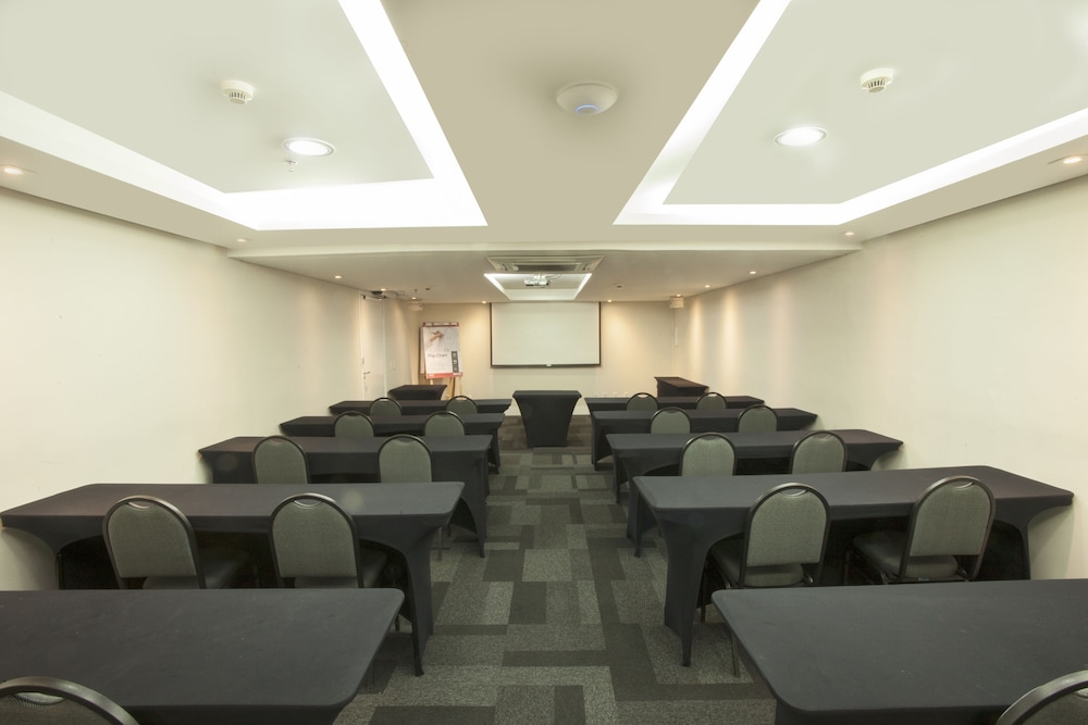 WZ Hotel Jardins 40/50