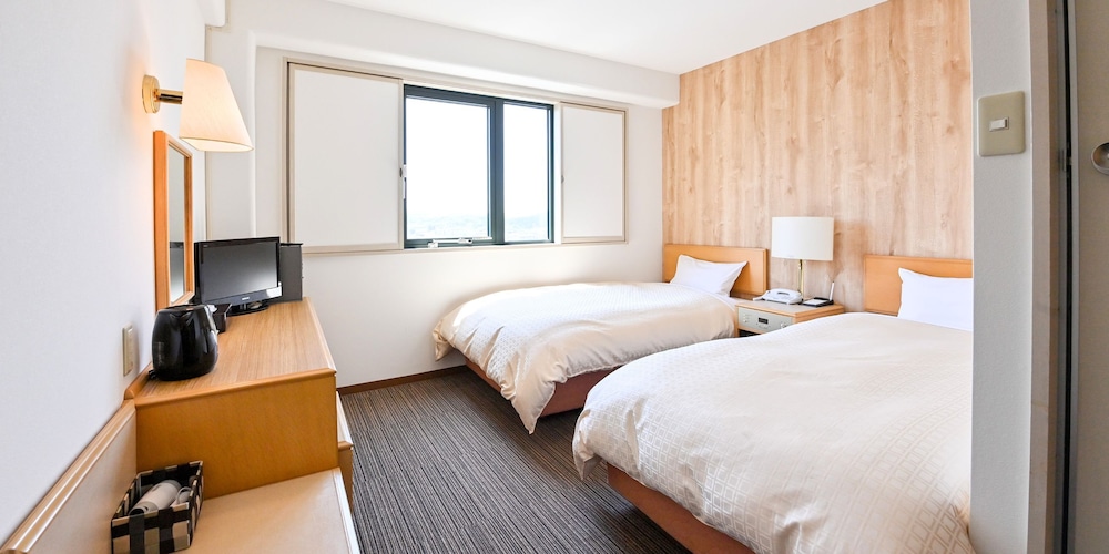 ROOM, TWIN BEDS